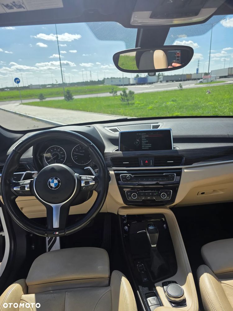 BMW X1 xDrive25i Sport Line - 15