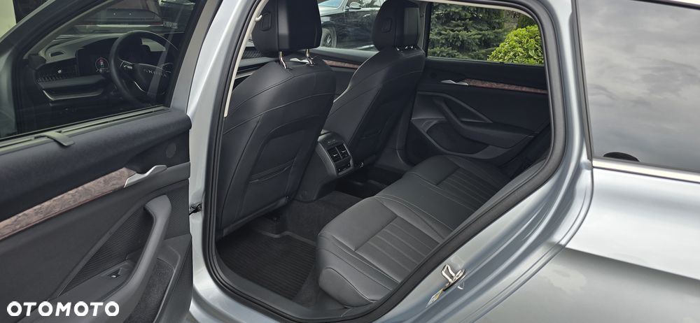 Skoda Superb 2.0 TDI SCR L&K DSG - 14