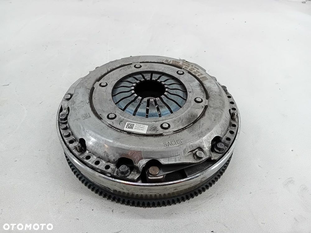 KOŁO DWUMASOWE KOMPLETNE OPEL INSIGNIA 55574769  55574767 1.6 16V - 2