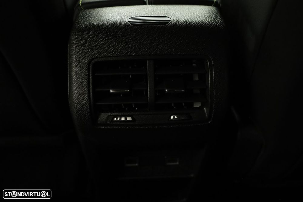 Peugeot 308 SW 1.2 PureTech GT EAT8 - 22