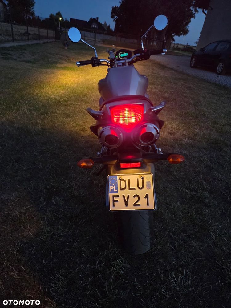 Yamaha FZ6 - 9