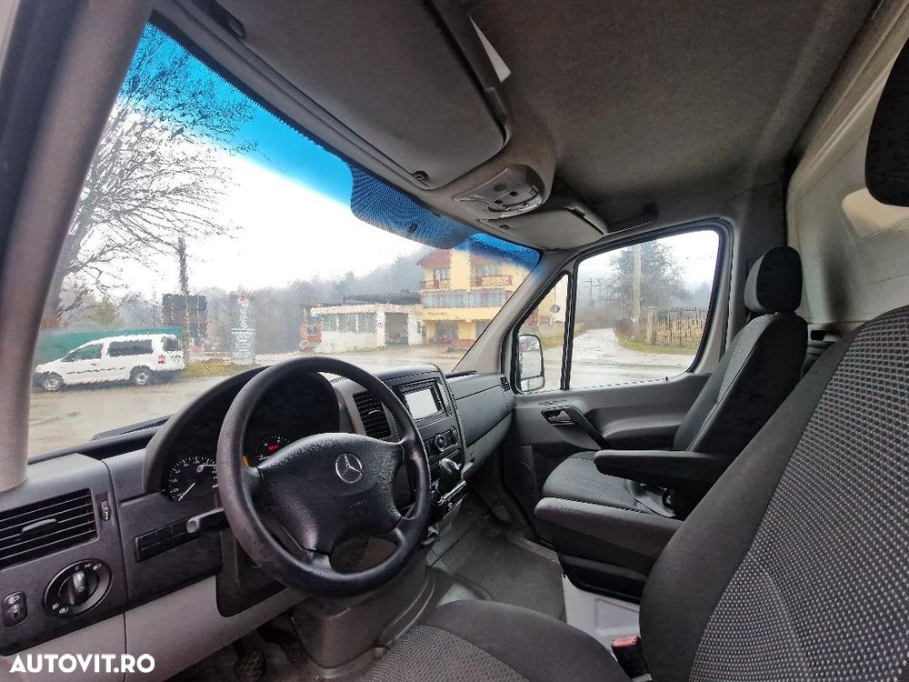 Mercedes-Benz SPRINTER - 3