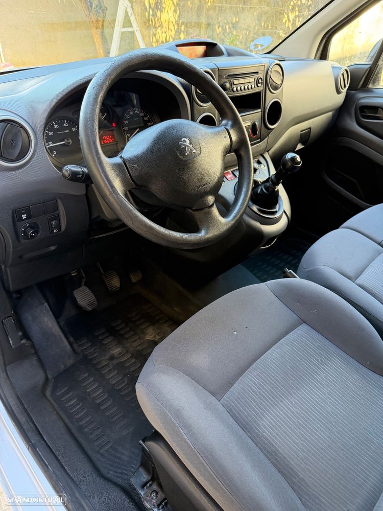 Peugeot Partner 1.6 Hdi L1 - 3 lugares - 2014 - 16