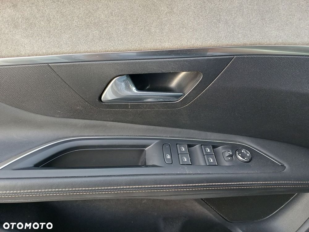 Peugeot 3008 1.5 BlueHDi GT Pack S&S EAT8 - 21