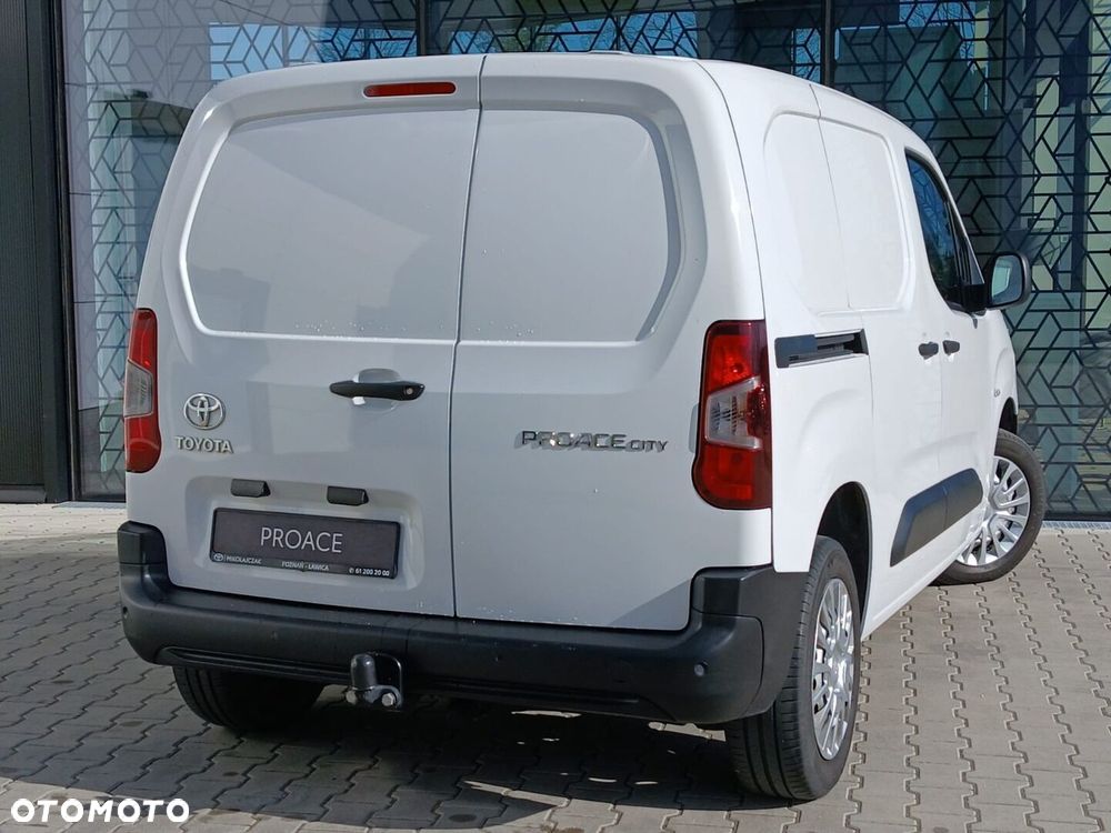 Toyota PROACE CITY - 12