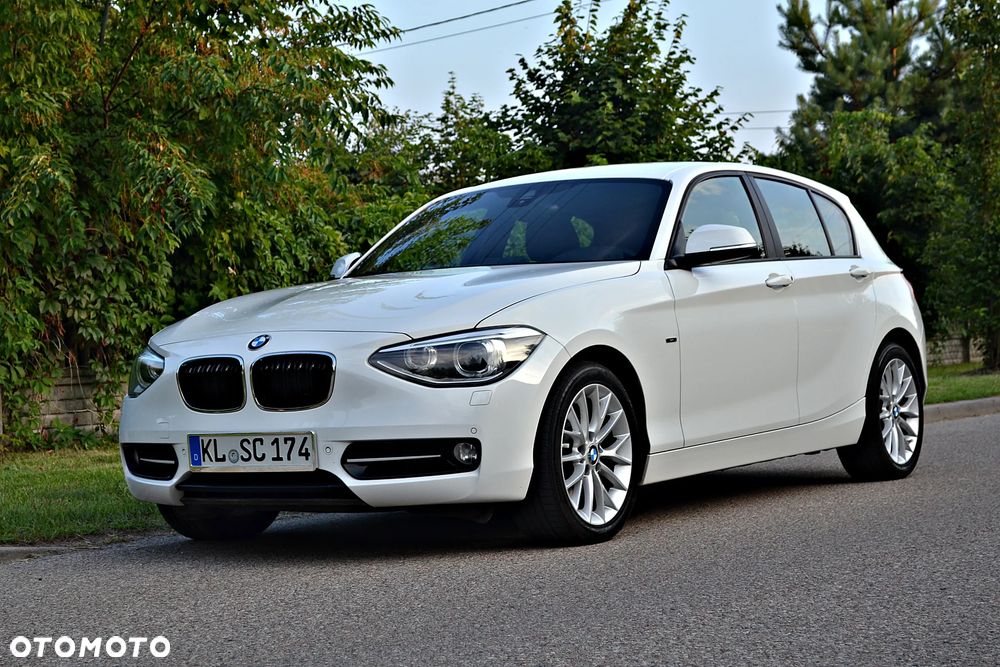 BMW Seria 1 120d xDrive Sport Line - 2