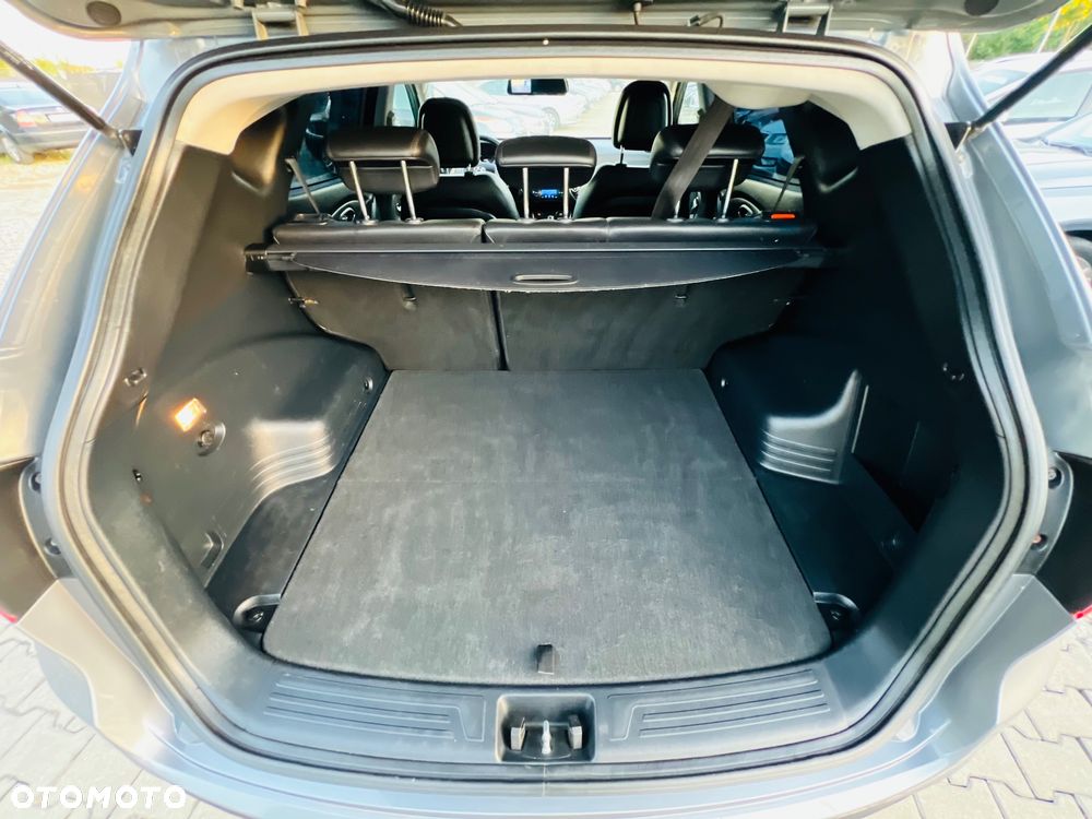 Hyundai ix35 2.0 CRDi Premium 4WD - 16