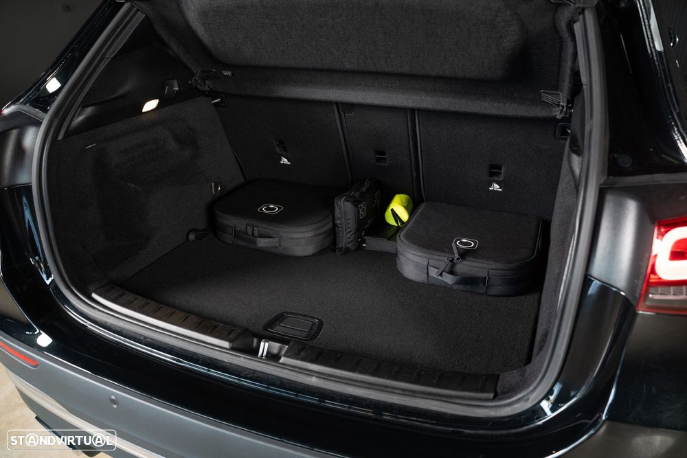 Mercedes-Benz GLA 250 e 8G-DCT AMG Line - 49