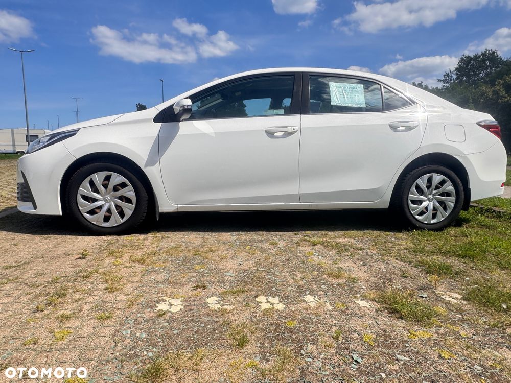 Toyota Corolla 1.4 D-4D Comfort - 16