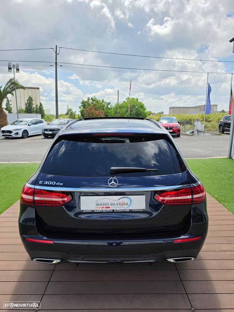 Mercedes-Benz E 300 de AMG Line 4Matic - 12