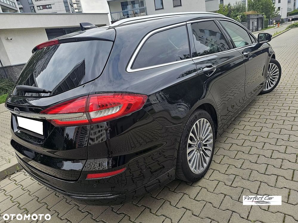 Ford Mondeo 2.0 Hybrid Titanium - 4