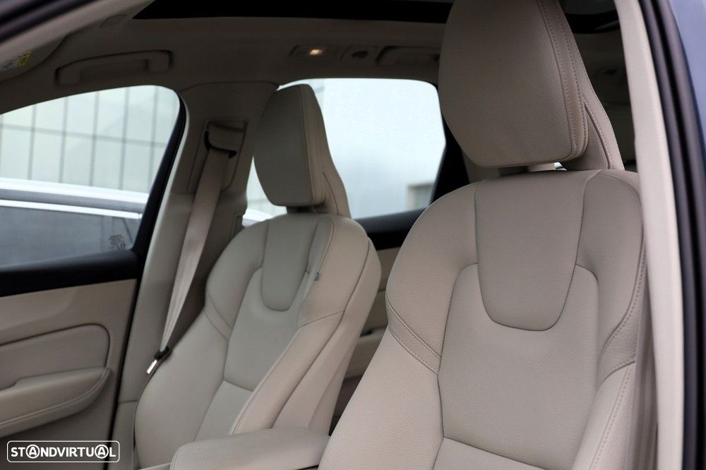 Volvo XC 60 2.0 T6 PHEV Inscription AWD - 8