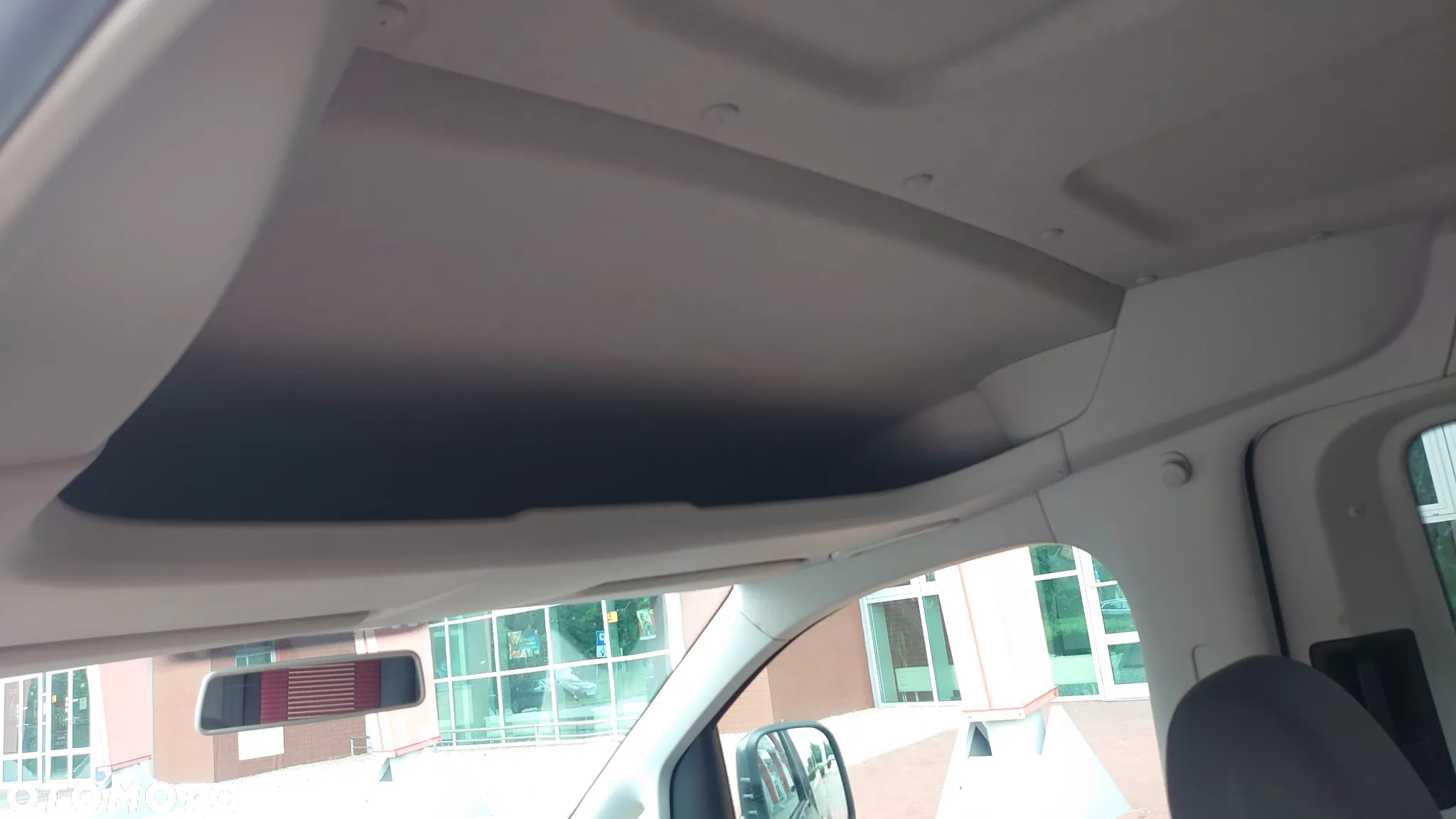 Volkswagen Caddy 1.2 (7-Si.) Edition 30 - 26