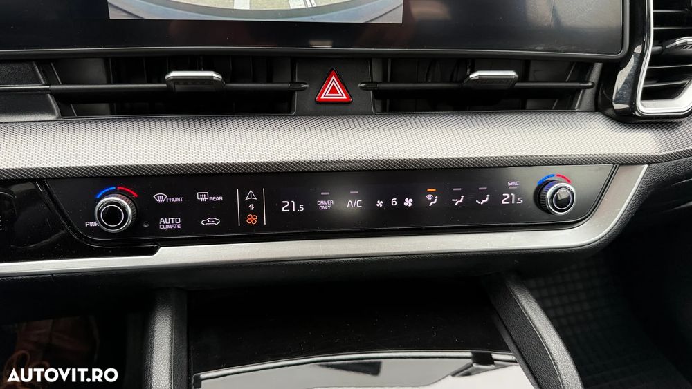 Kia Sportage 1.6 T-GDI PHEV 6AT 4x4 Business Line - 14
