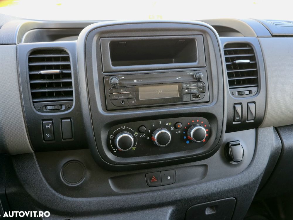 Renault Trafic - 14