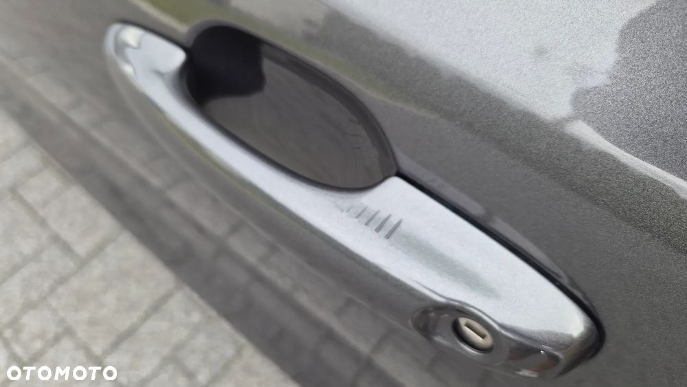 Ford Focus 1.0 EcoBoost Hybrid ST-LINE DESIGN - 33
