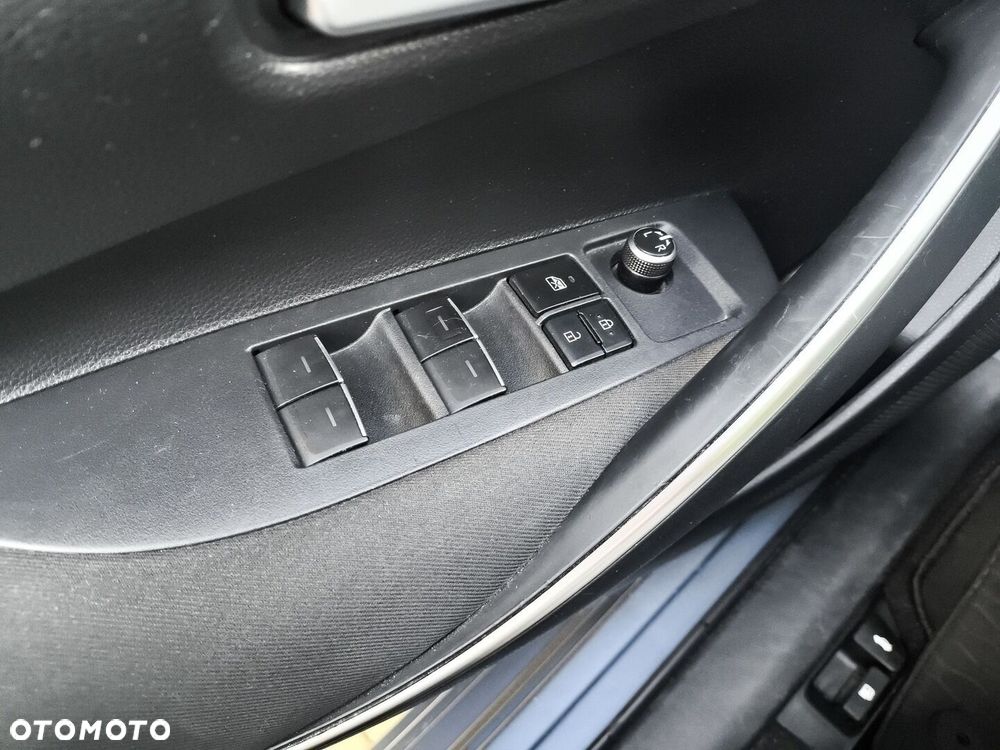 Toyota Corolla - 21