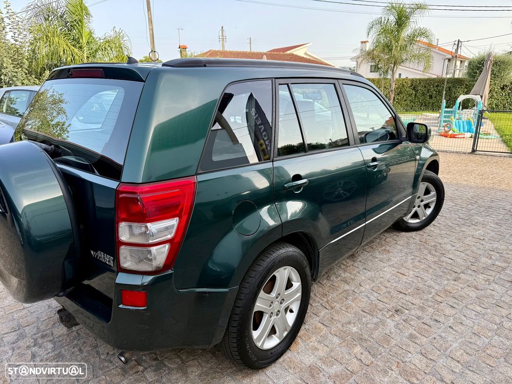 Suzuki Grand Vitara 1.9 DDiS X-Premium - 18