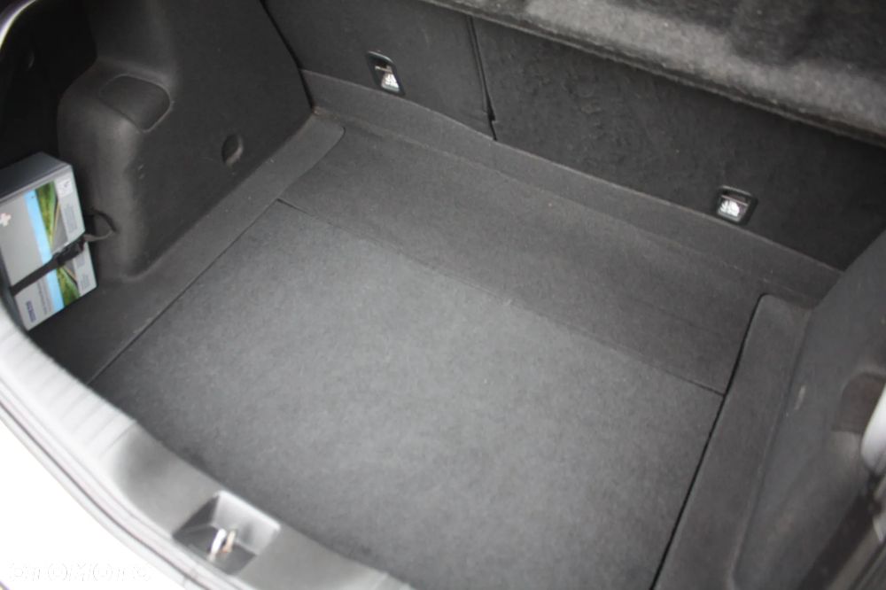 Honda Civic 1.8 Executive i-SHIFT - 36