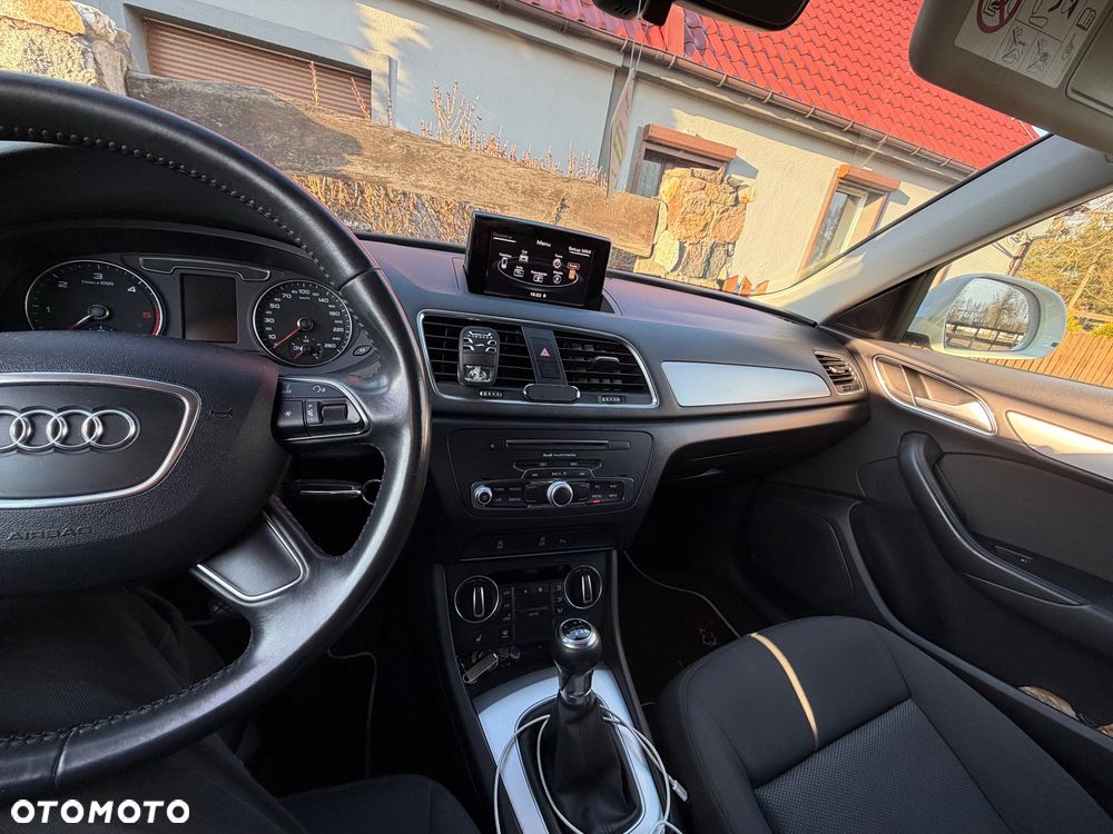 Audi Q3 2.0 TDI Design - 6