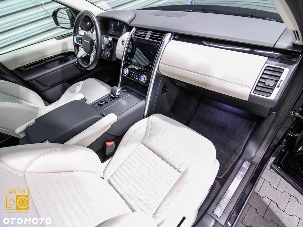 Land Rover Discovery ver-v-3-0-d250-mhev-r--dynamic-hse - 9