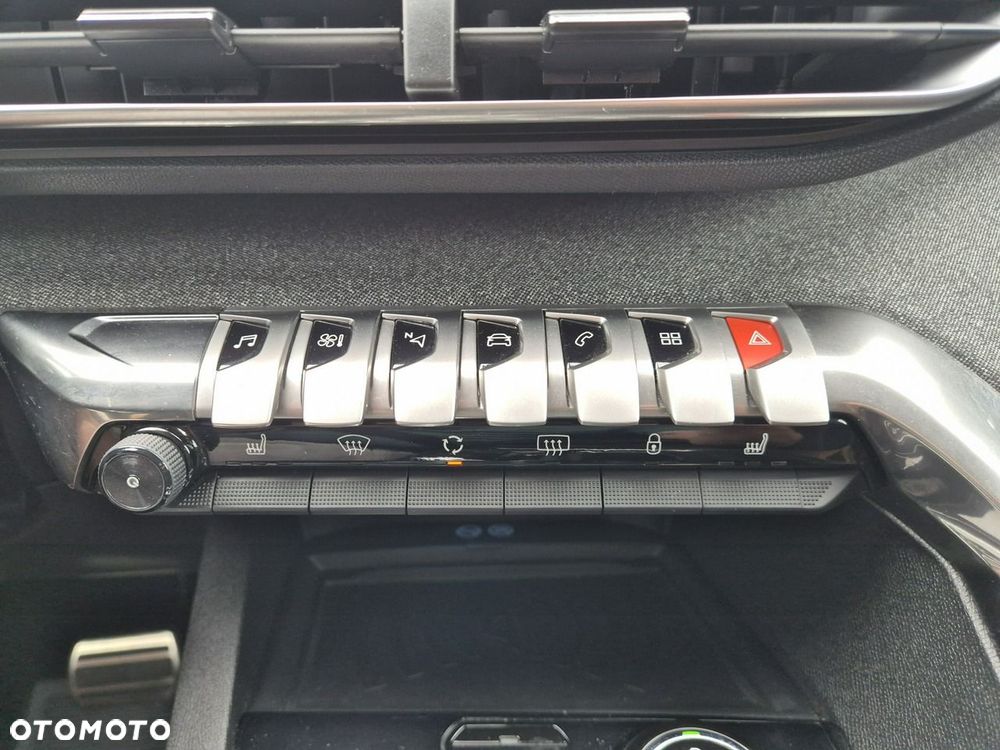 Peugeot 5008 1.6 THP Crossway S&S EAT6 - 23