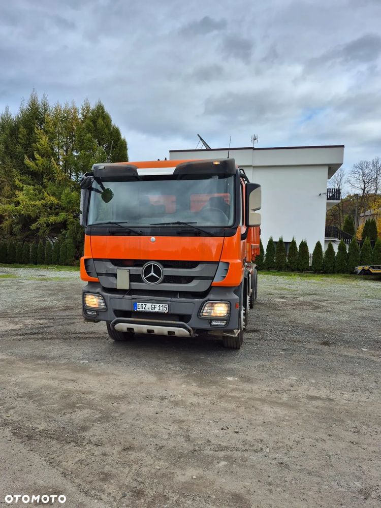 Mercedes-Benz Actros - 4