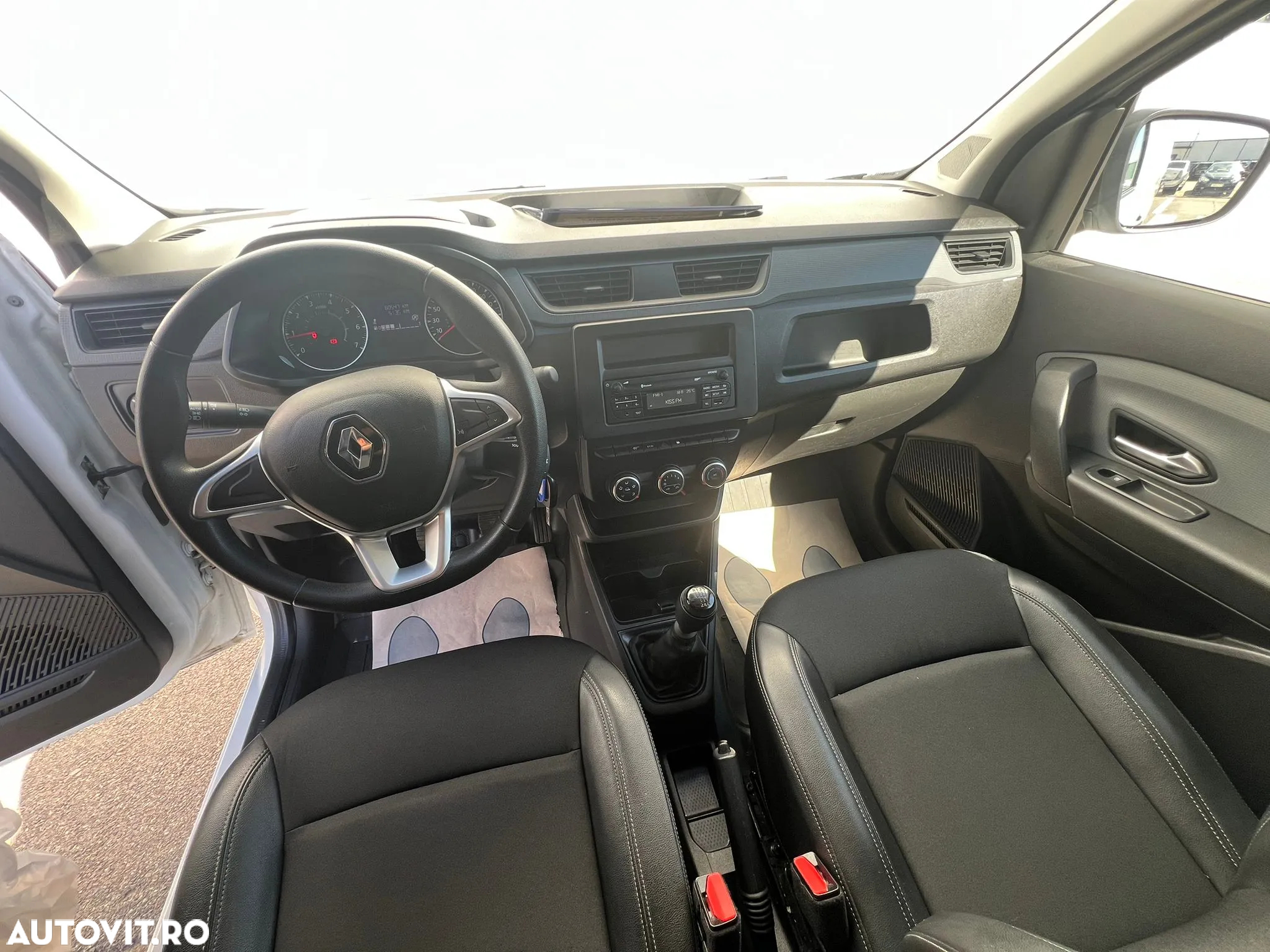 Renault Express - 9