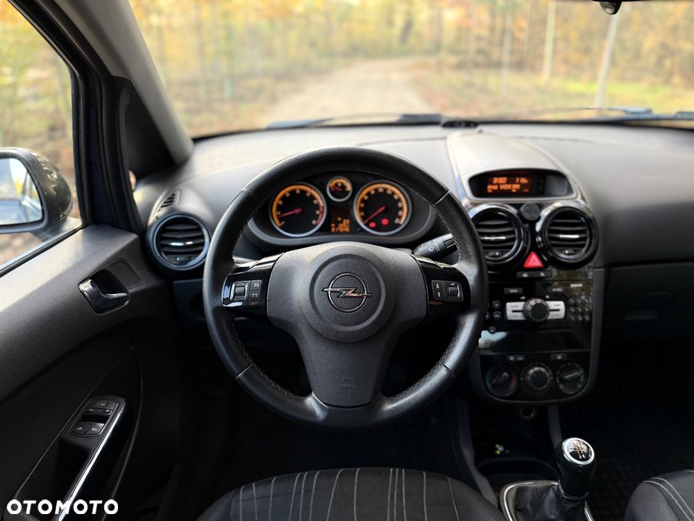 Opel Corsa - 11