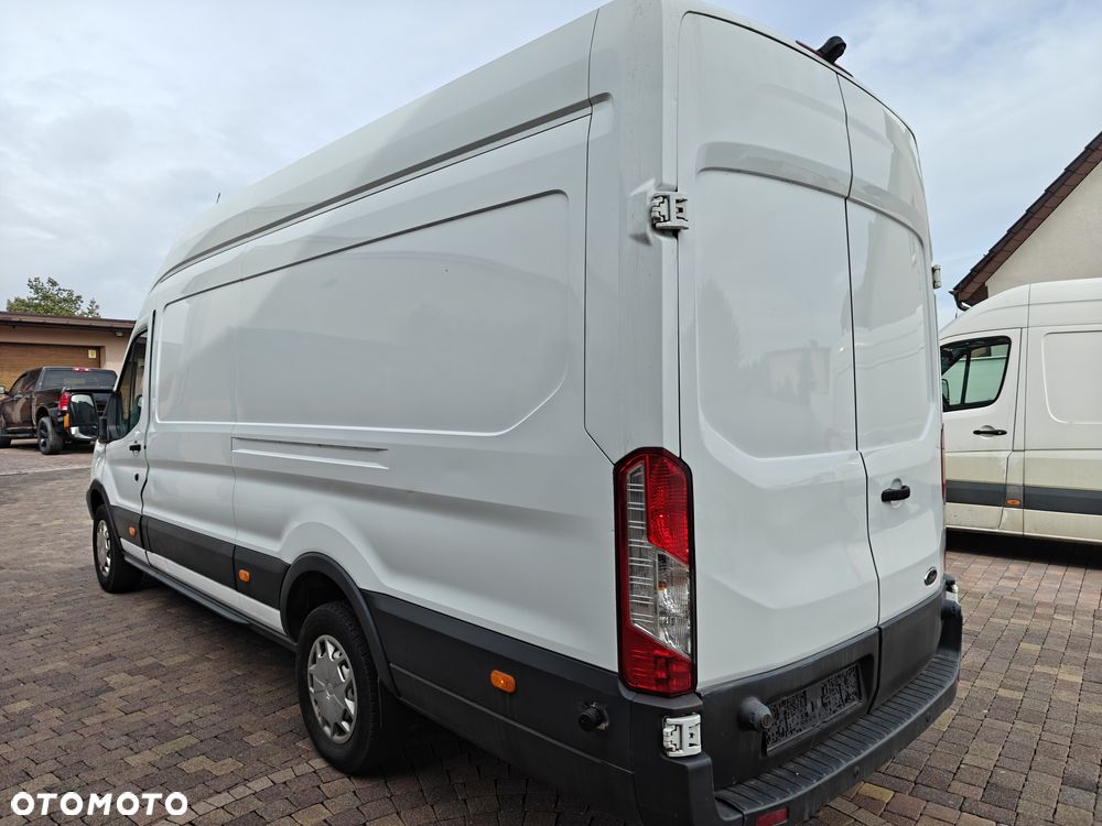 Ford Transit Jumbo - 4