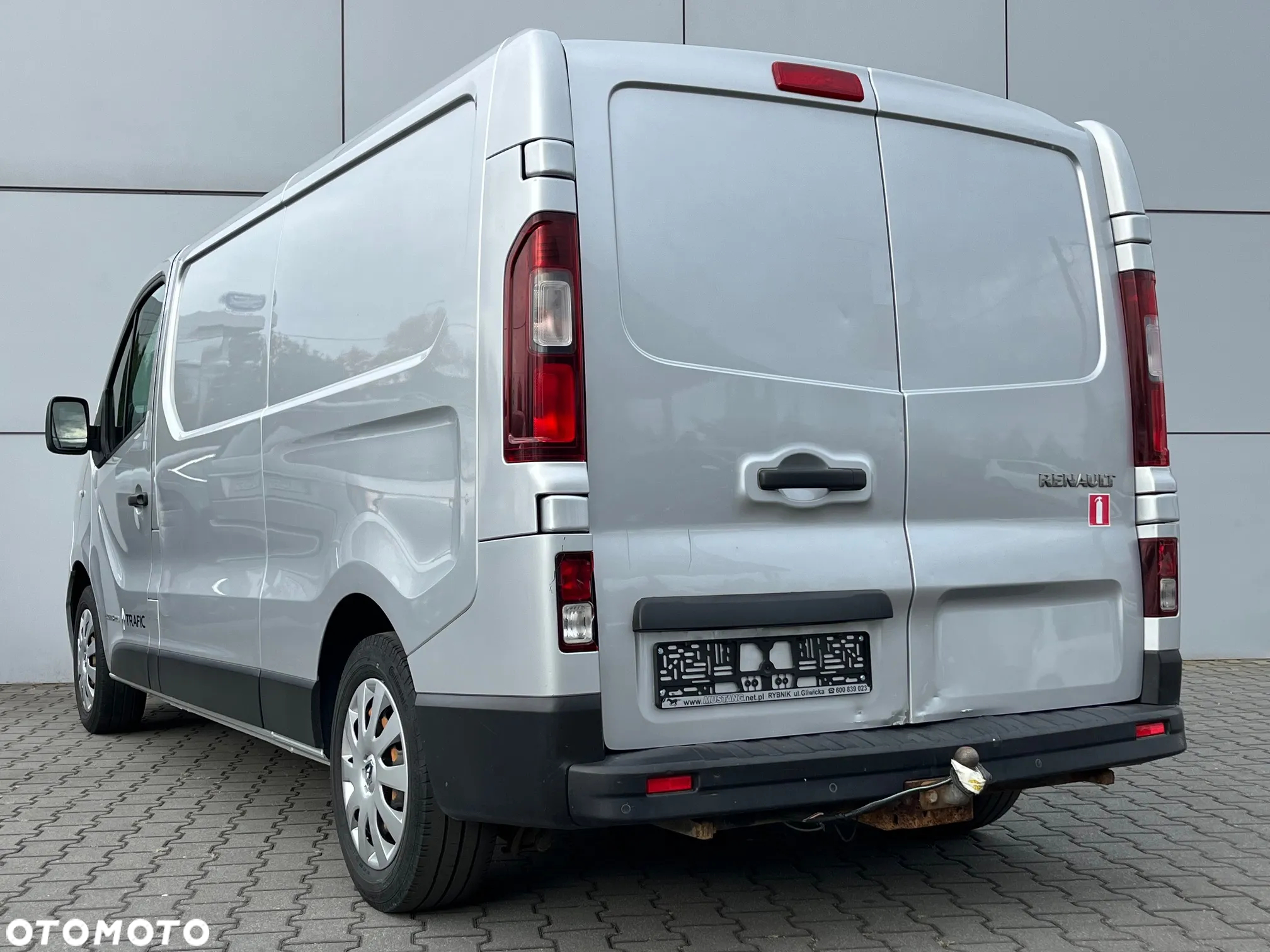 Renault Trafic - 10