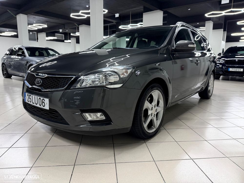 Kia Ceed SW 1.6 CRDi TX ISG - 9