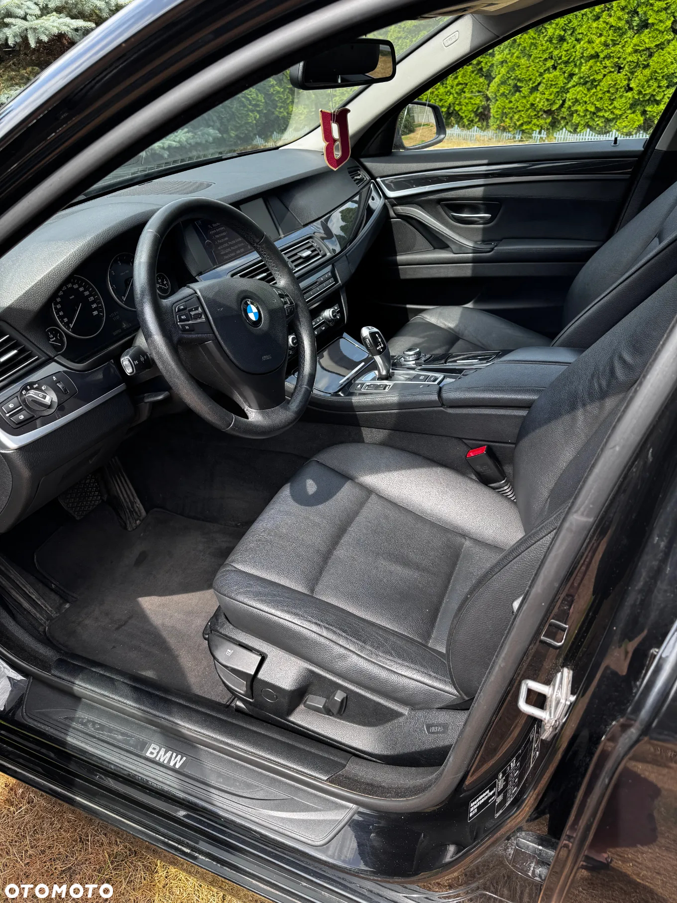 BMW Seria 5 520d Touring - 11