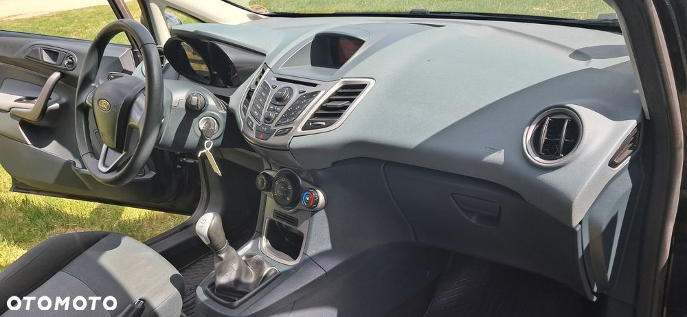 Ford Fiesta 1.25 Silver X plus EU5 - 17