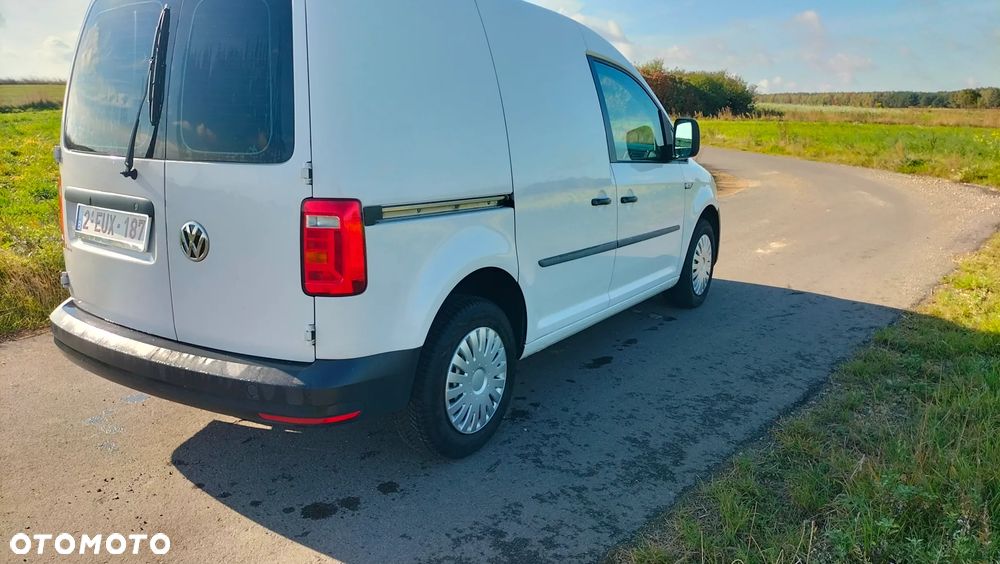 Volkswagen Caddy - 10