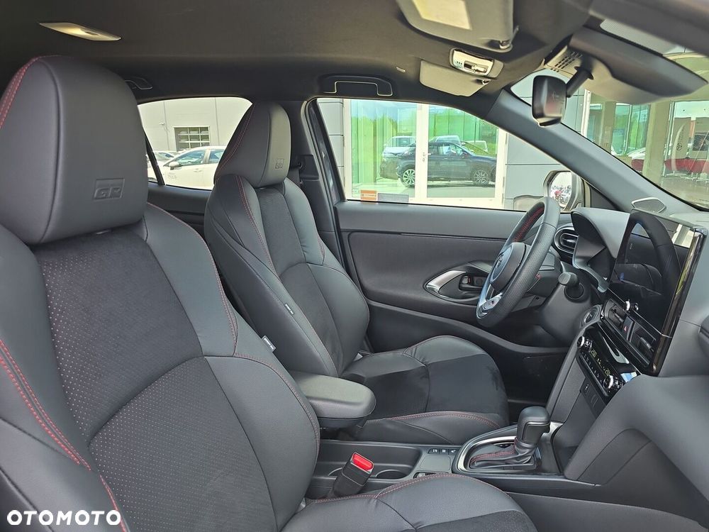 Toyota Yaris Cross Hybrid 1.5 GR Sport - 13
