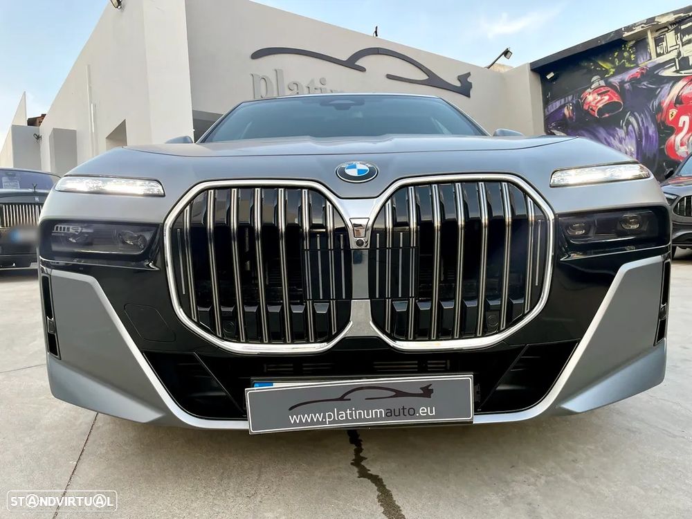 BMW 740 d xDrive Pack Desportivo M - 57