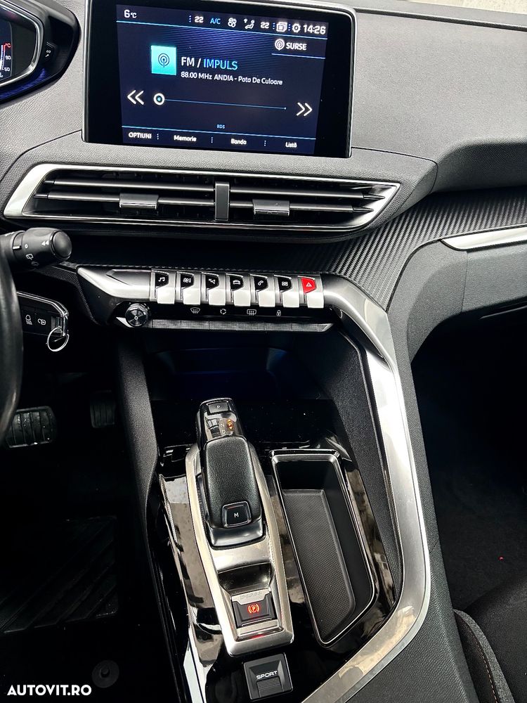 Peugeot 3008 1.5 BlueHDI S&S EAT8 GT-Line - 26