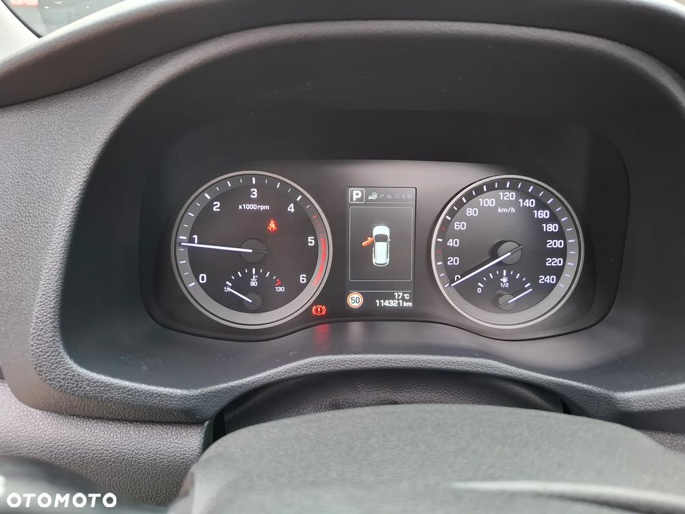 Hyundai Tucson blue 1.7 CRDi 2WD DCT Premium - 16