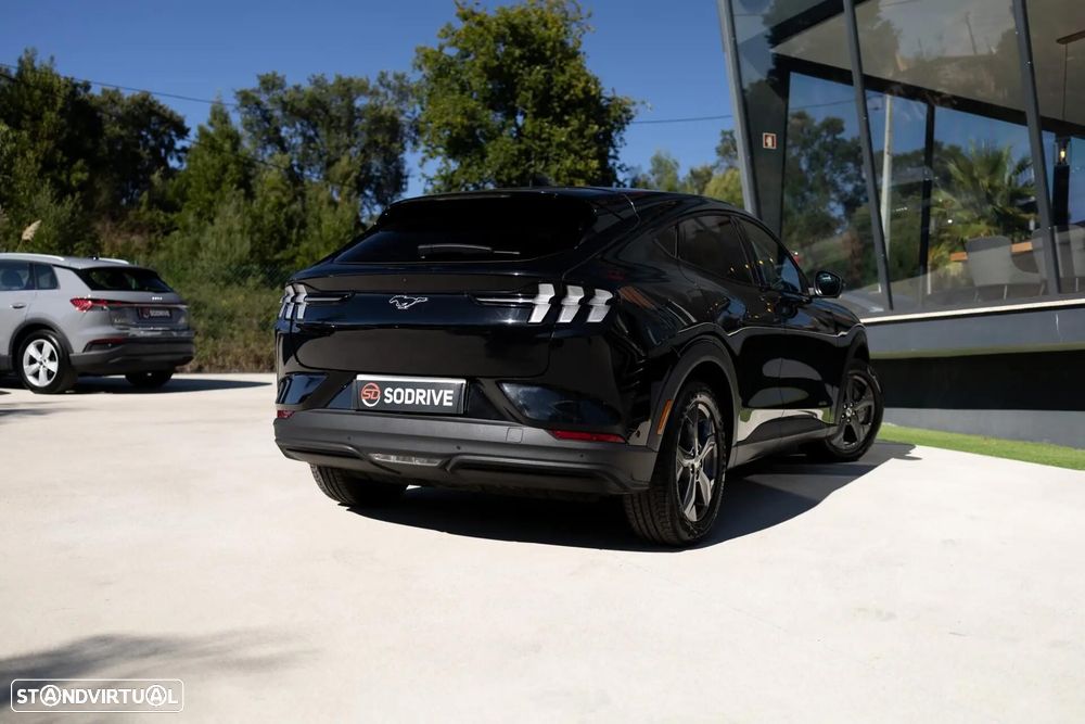 Ford Mustang Mach-E Standard - 8
