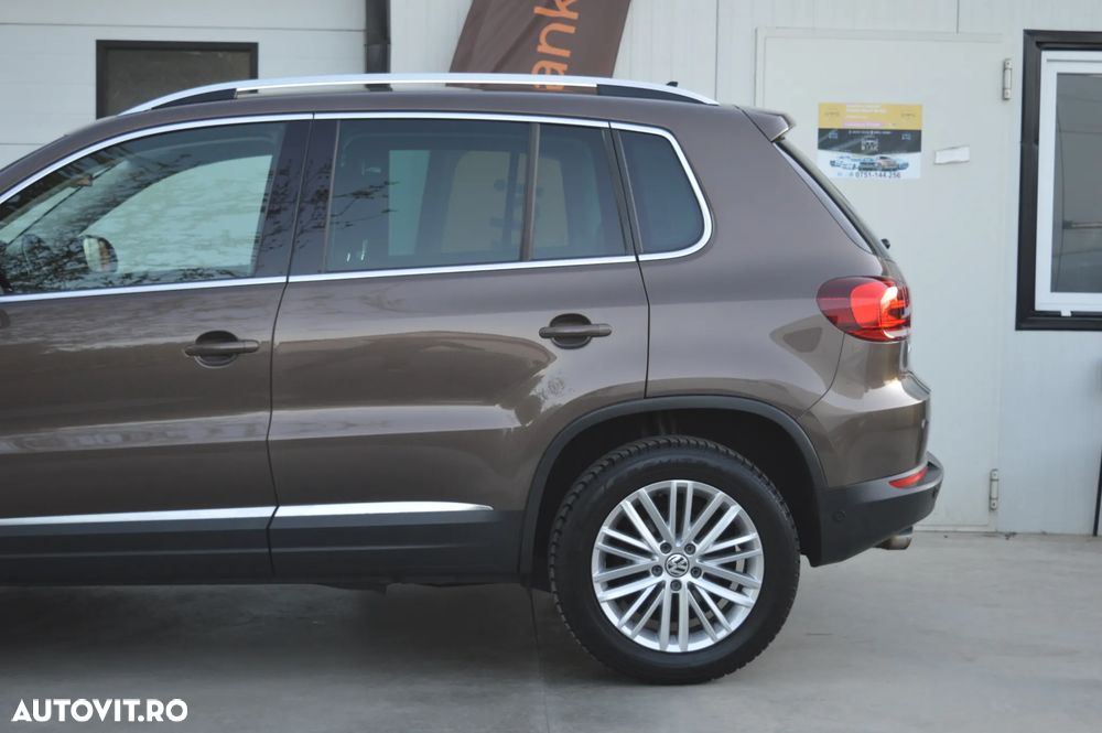 Volkswagen Tiguan 2.0 TDI DPF 4Motion BlueMotion Technology DSG Cup Sport & Style - 20