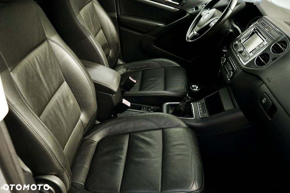 Volkswagen Tiguan - 13