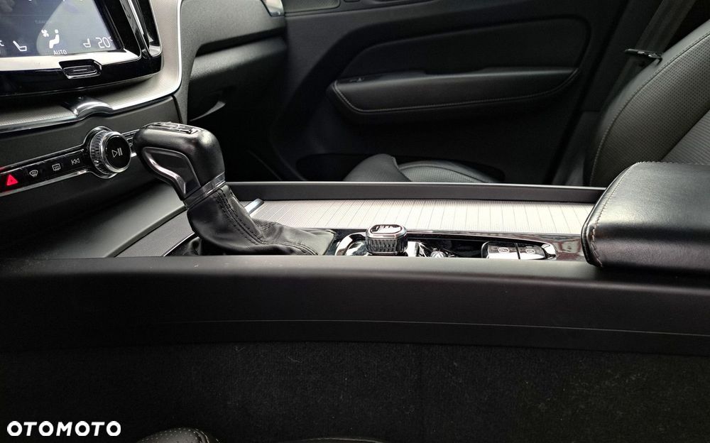 Volvo XC 60 - 27