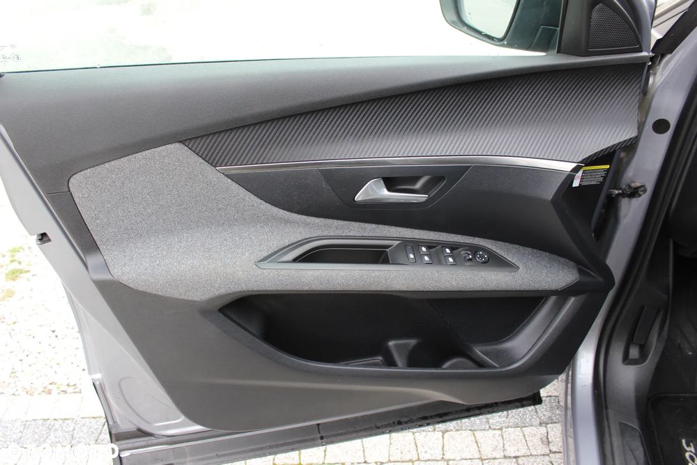 Peugeot 3008 BlueHDi 120 Stop & Start Allure - 11