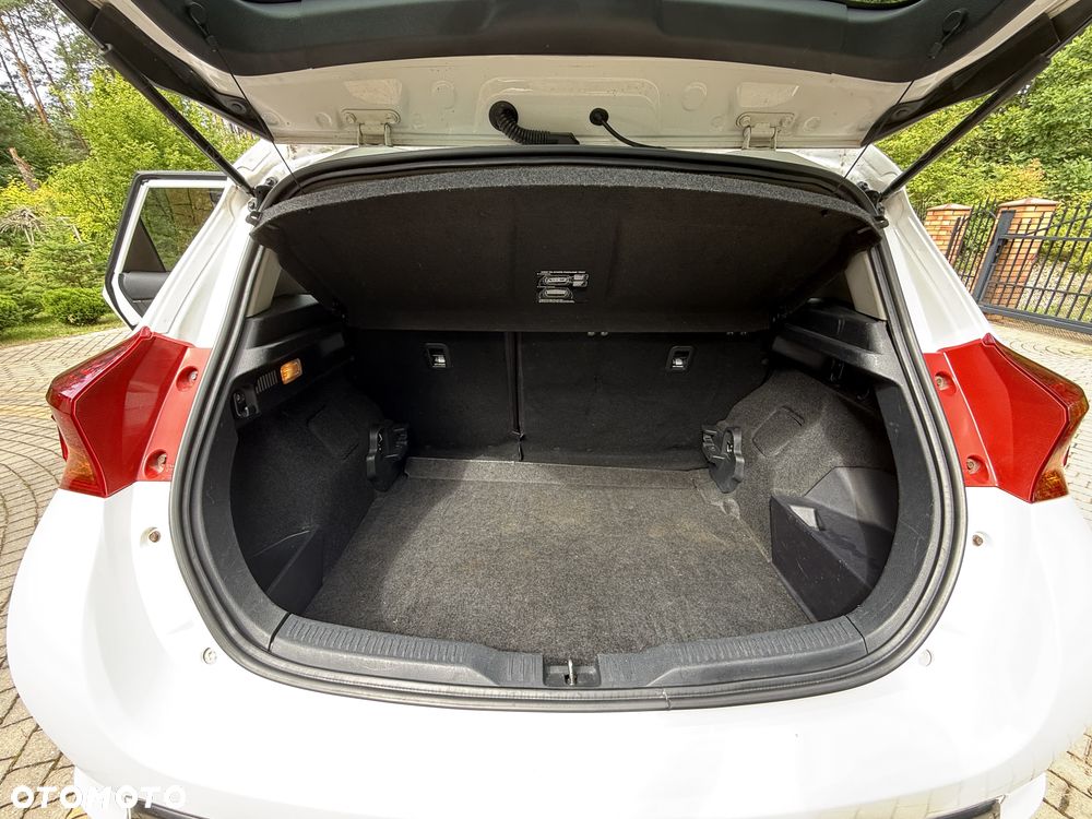 Toyota Auris - 10