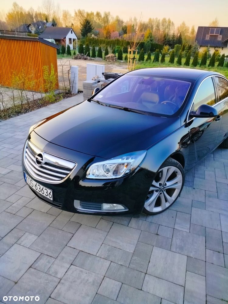 Opel Insignia - 1