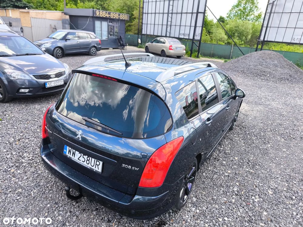 Peugeot 308 1.6 Premium - 11