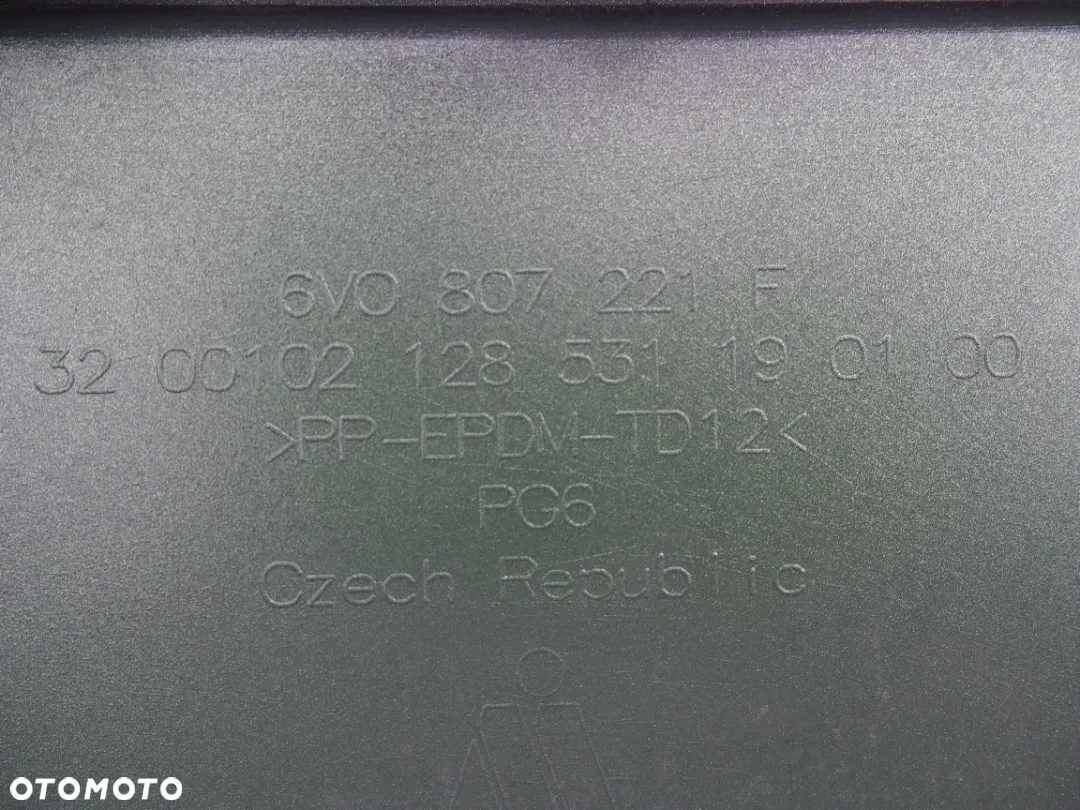 Image Škoda Fabia 3 III FL 17r Zvedák předního nárazníku 2017 - 6V0807221F