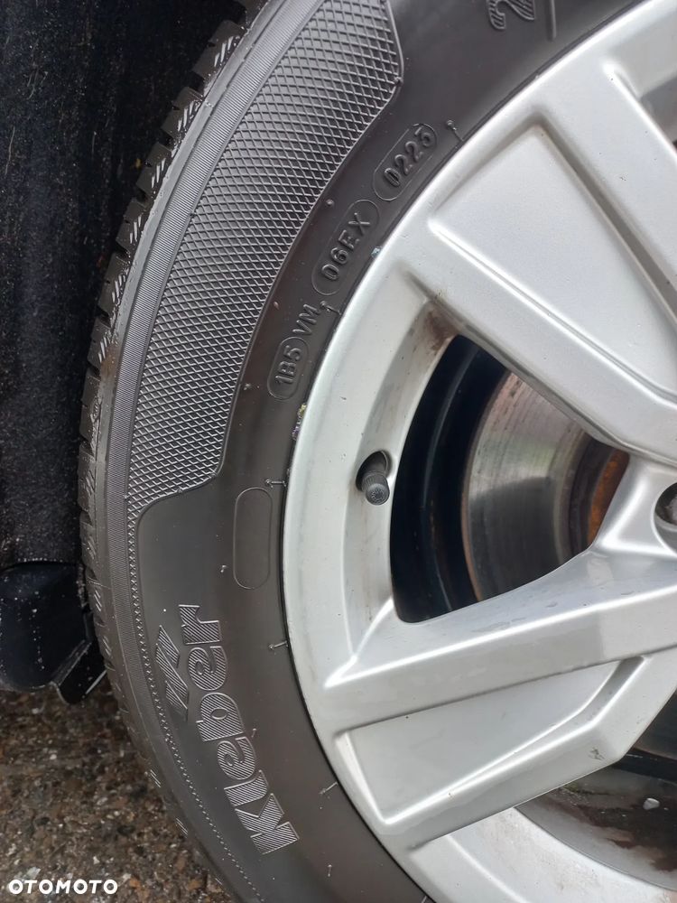 Audi A4 Limousine - 13