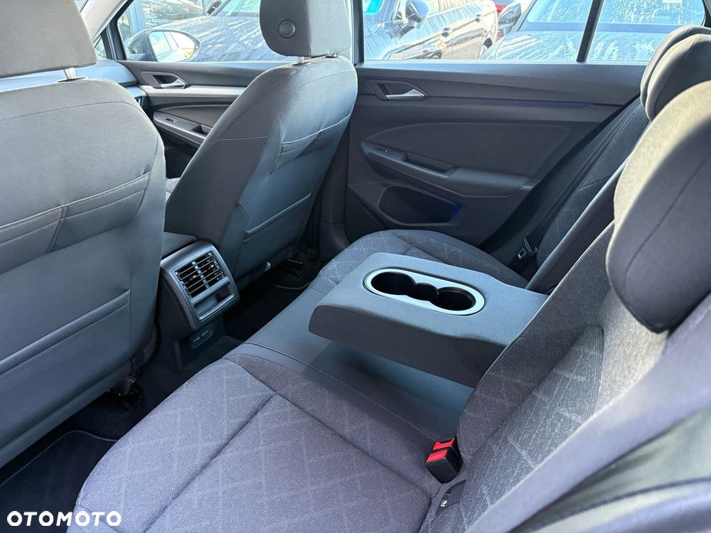 Volkswagen Golf - 15
